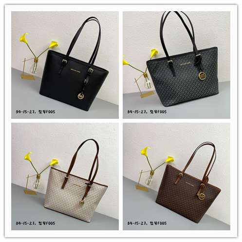 Picture of Michael Kors Lady Handbags _SKUfw106924602fw